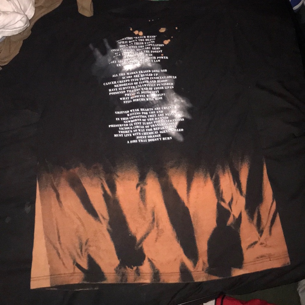 Bleached tee